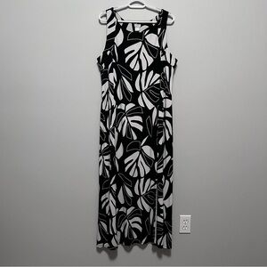 chinese dress ladies Trocadero Black and White Maxi Dress S